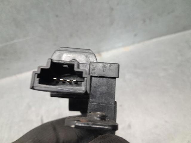 8200747429 RENAULT Cerradura de tapa de maletero  comprar en Oviedo
