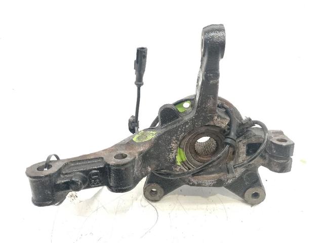 8200755590 RENAULT Mangueta delantera derecha  en stock Córdoba