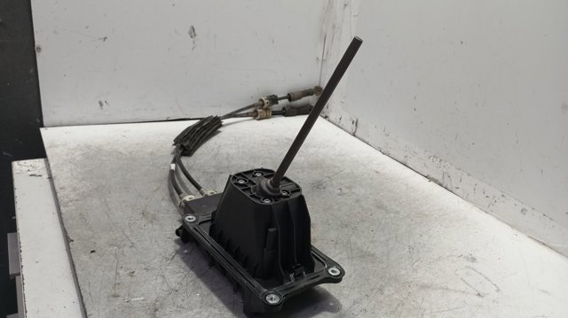 RENAULT 8200755871 Cable de cambio doble  disponible España