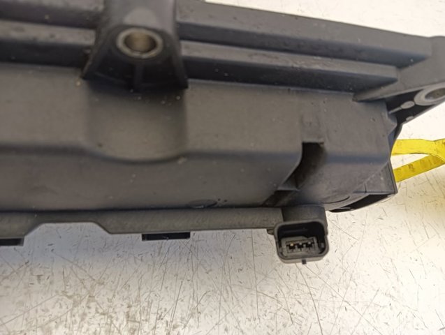 8200756123 RENAULT Tapa de balancines  comprar en Oviedo