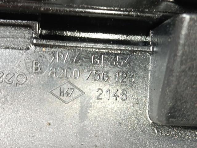 RENAULT 8200756123 Tapa de balancines comprar Pamplona