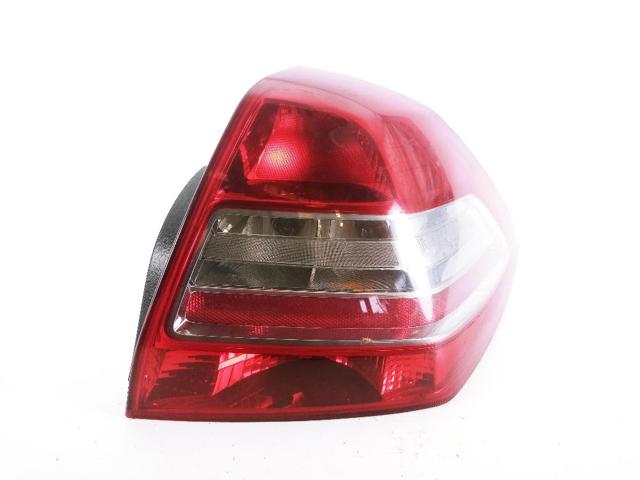 8200757701 RENAULT Piloto trasero izquierdo  comprar en Lleida