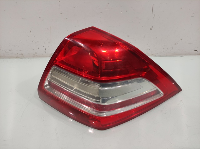 8200757701 Piloto trasero izquierdo  comprar en Zaragoza