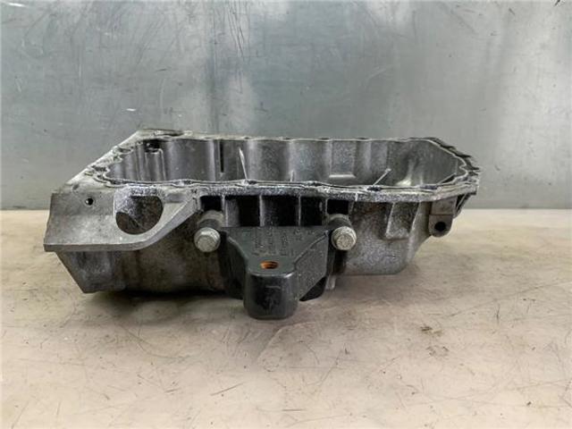 8200760467 RENAULT Cárter de aceite del motor  en stock Gandía