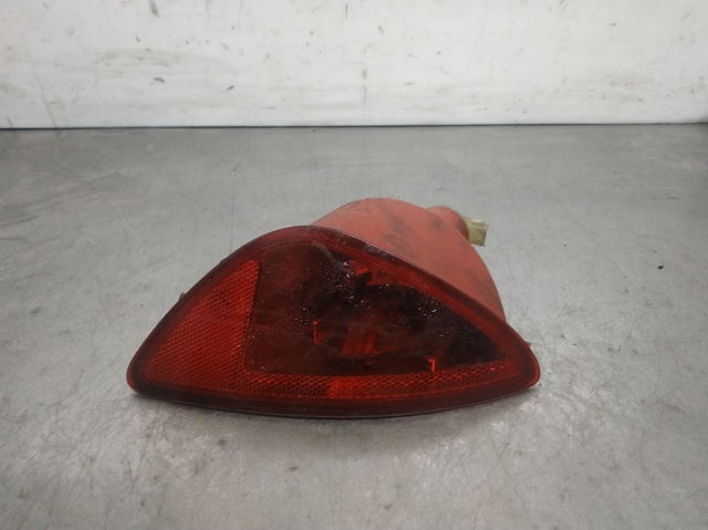 8200776055 RENAULT Piloto trasero izquierdo de parachoques  en stock Huelva