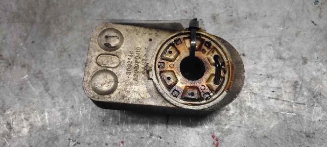 Radiador de aceite debajo del filtro 8200780410 RENAULT