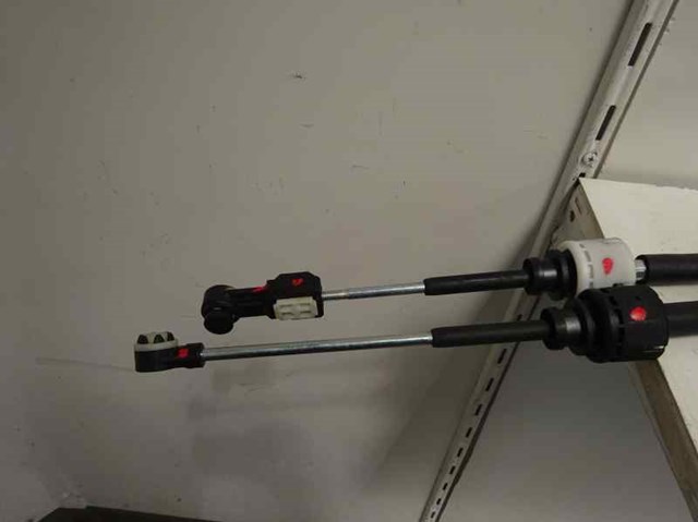 8200781046 RENAULT Cables de caja de cambios  en stock Huelva