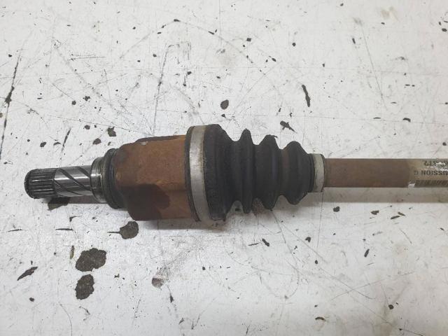 8200788672 RENAULT Semieje delantero izquierdo  en stock Gandía
