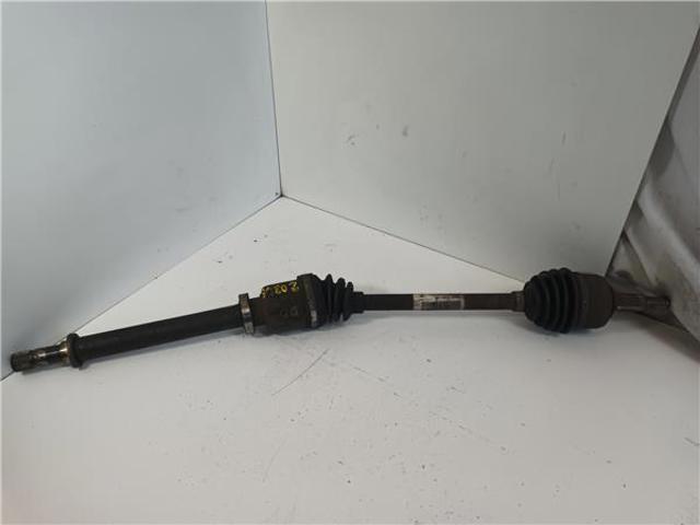 RENAULT 8200788674 Semieje delantero derecho  disponible España
