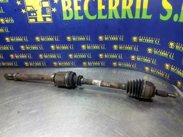 8200790517 RENAULT Semieje delantero derecho comprar Alcalá