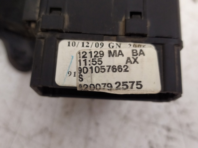 RENAULT 8200792575 Conmutador derecho de la columna de dirección comprar Tarragona