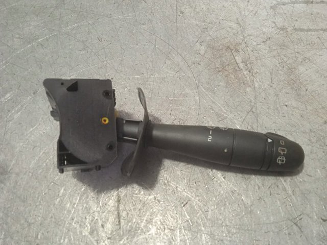 RENAULT 8200792584 Conmutador derecho de la columna de dirección  en stock Salamanca