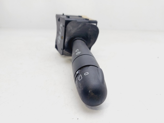 8200792586 RENAULT Conmutador izquierdo de la columna de dirección  en stock Gandía