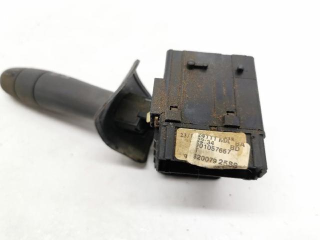 RENAULT 8200792586 Conmutador izquierdo de la columna de dirección  disponible España