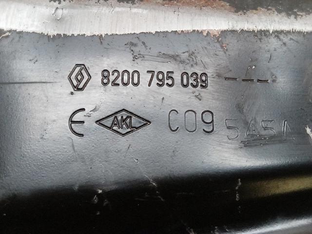 8200795039 RENAULT Cárter de aceite del motor comprar Alcalá