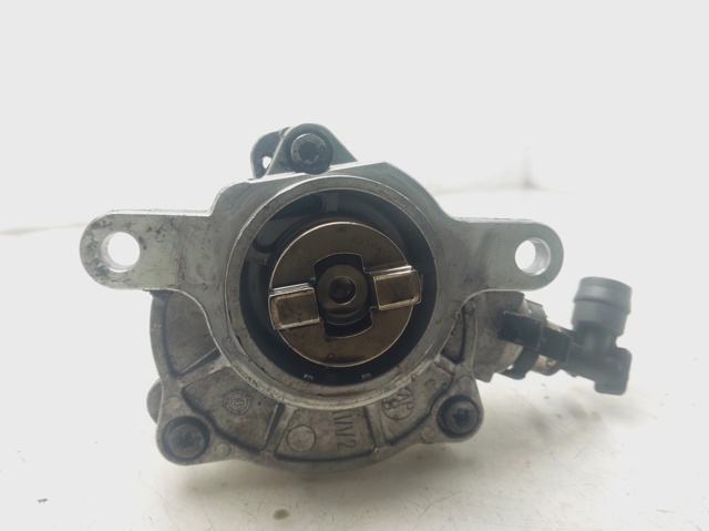8200797164 RENAULT Bomba de vacío  comprar en Oviedo