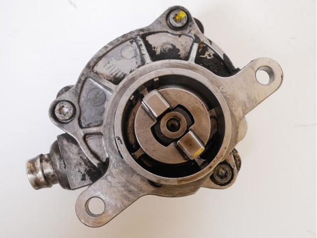 RENAULT 8200797164 Bomba de vacío  comprar en Murcia