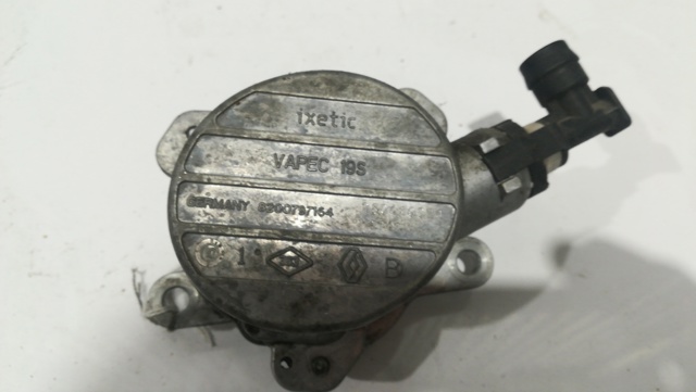 8200797164 RENAULT Bomba de vacío comprar Madrid