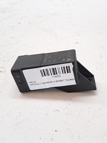 Relé de bujía de precalentamiento Renault Trafic 3 EG