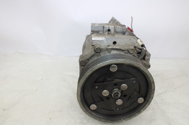 RENAULT 8200802609 Compresor de aire acondicionado  en stock Salamanca