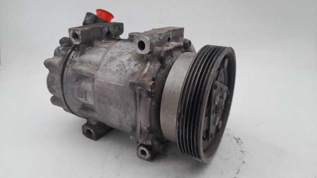 RENAULT 8200802609 Compresor de aire acondicionado comprar Tarragona