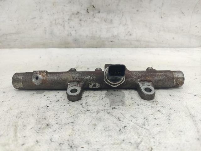 RENAULT 8200815617 Rampa de combustible  disponible Lugo