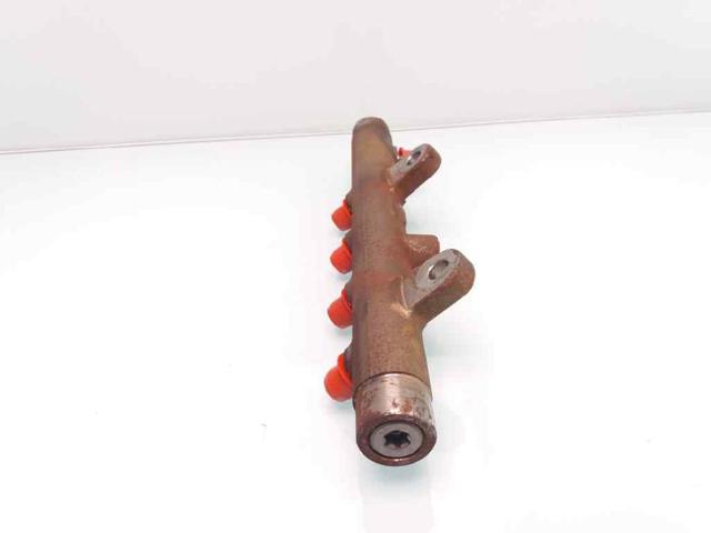 8200815617 Rampa de combustible  comprar en Zaragoza