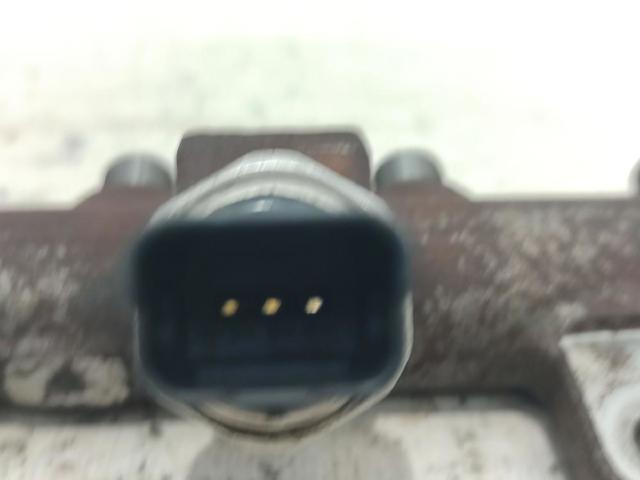 RENAULT 8200815617 Rampa de combustible  disponible Lugo