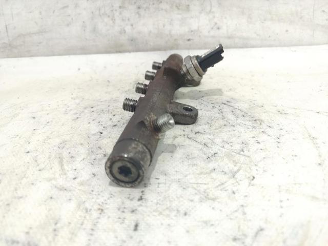 RENAULT 8200815617 Rampa de combustible  en stock Valencia
