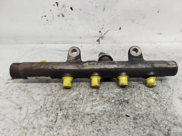 RENAULT 8200815617 Rampa de combustible  comprar en Albacete