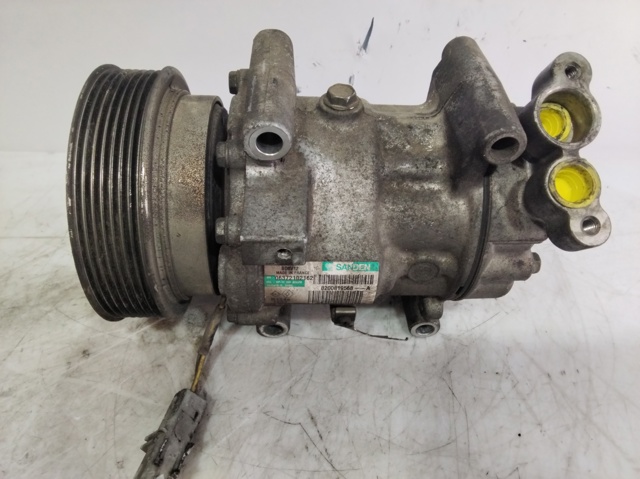 8200819568 Renault (RVI)