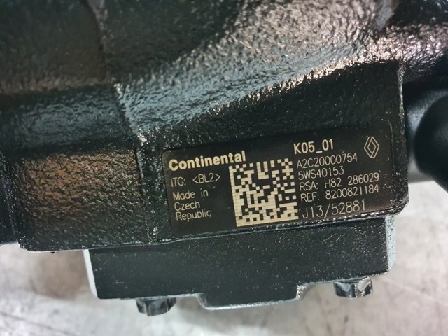 RENAULT 8200821184 Bomba de alta presión de combustible  comprar en Ponferrada