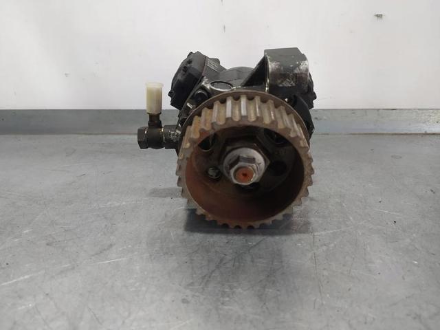 8200821184 RENAULT Bomba de alta presión de combustible  comprar en Jaén