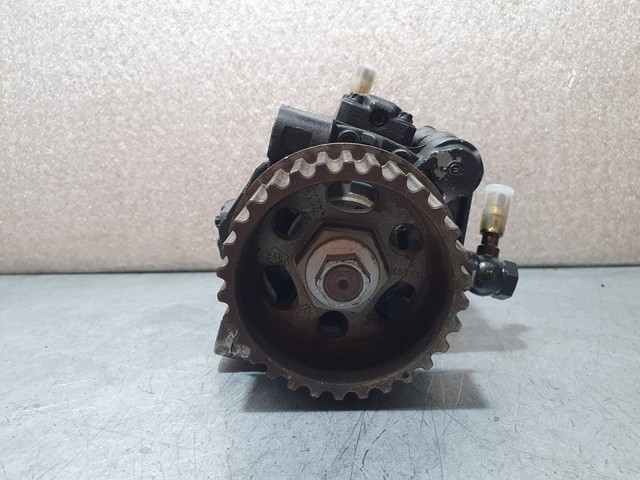 RENAULT 8200821184 Bomba inyectora  en stock Salamanca