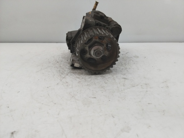8200821184 RENAULT Bomba inyectora  en stock Gandía