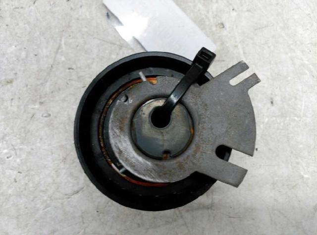 Rodillo tensor cadena 8200839580 RENAULT