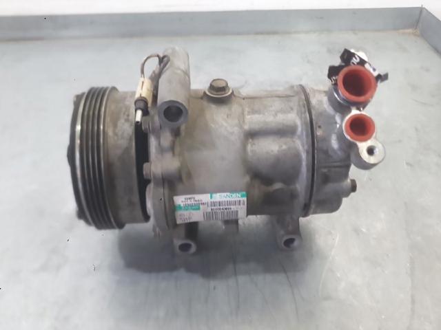 8200840899 Compresor de aire acondicionado  en stock Castellón