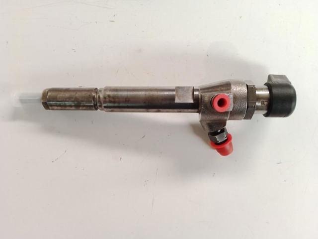 8200842205 RENAULT Inyector de combustible  comprar en Oviedo