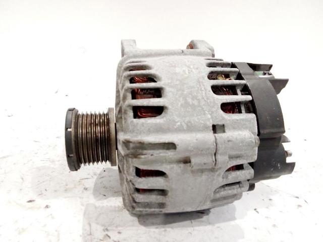 RENAULT 8200849752 Alternador  en stock Salamanca