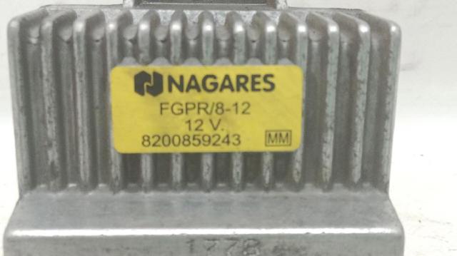 Relé de bujía de precalentamiento Nissan Sunny 3 N14