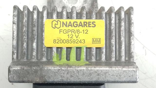 Relé de bujía de precalentamiento Nissan Navara D40