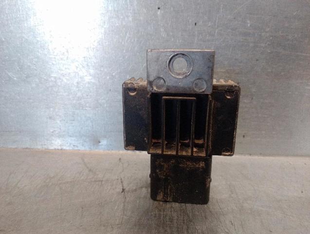 Relé de bujía de precalentamiento Renault Clio 3 BR01, CR01