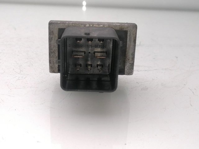 RENAULT 8200859243 Relé de los calentadores comprar Barcelona