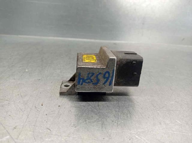 Relé de bujía de precalentamiento Renault Clio 3 BR01, CR01