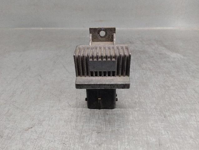 Relé de bujía de precalentamiento Renault Clio 3 BR01, CR01