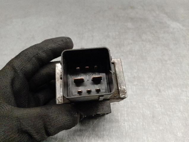 Relé de bujía de precalentamiento Renault Clio 3 BR01, CR01