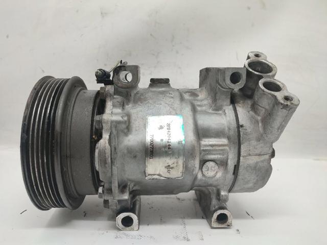 RENAULT 8200866436 Compresor de aire acondicionado  disponible Valladolid