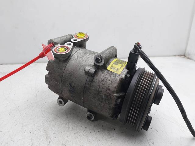 RENAULT 8200866436 Compresor de aire acondicionado  comprar en Albacete