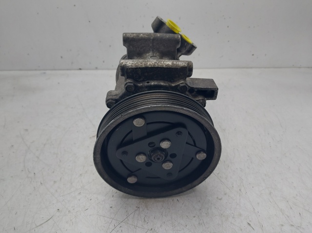 8200866437 Compresor de aire acondicionado  disponible Utrera