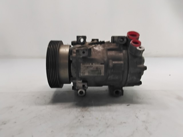 8200866440 RENAULT Compresor de aire acondicionado  comprar en Jaén